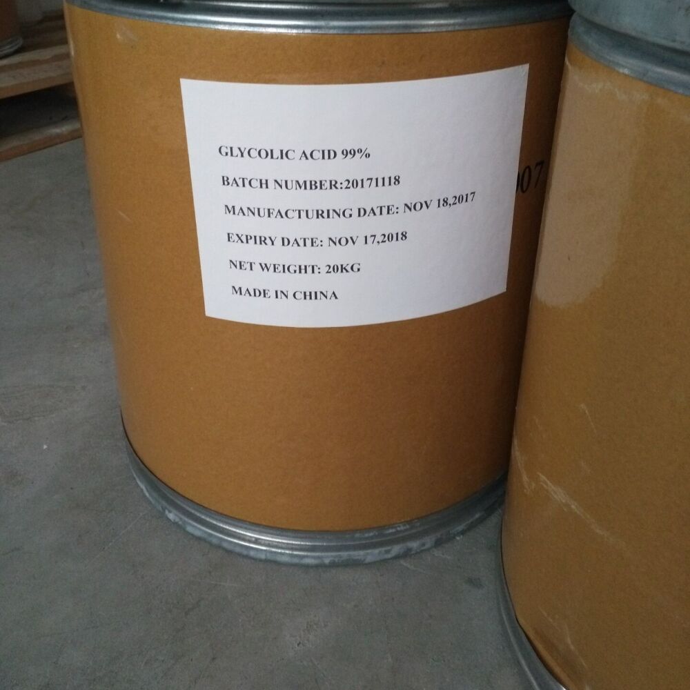 Glycolic acid 99% is white powder